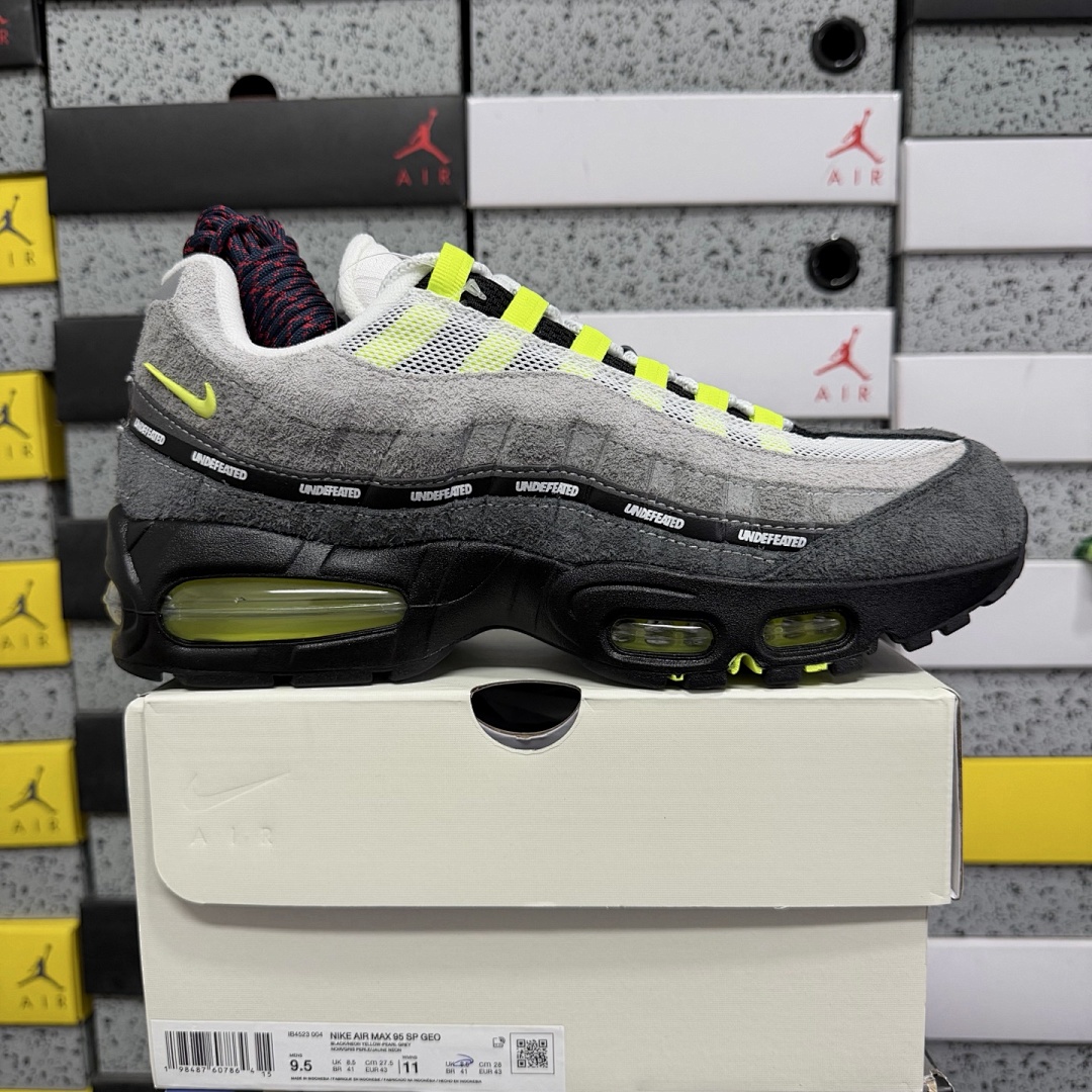 Nike Air Max 95 SP Undefeated Geo NYC Neon IB4523-004