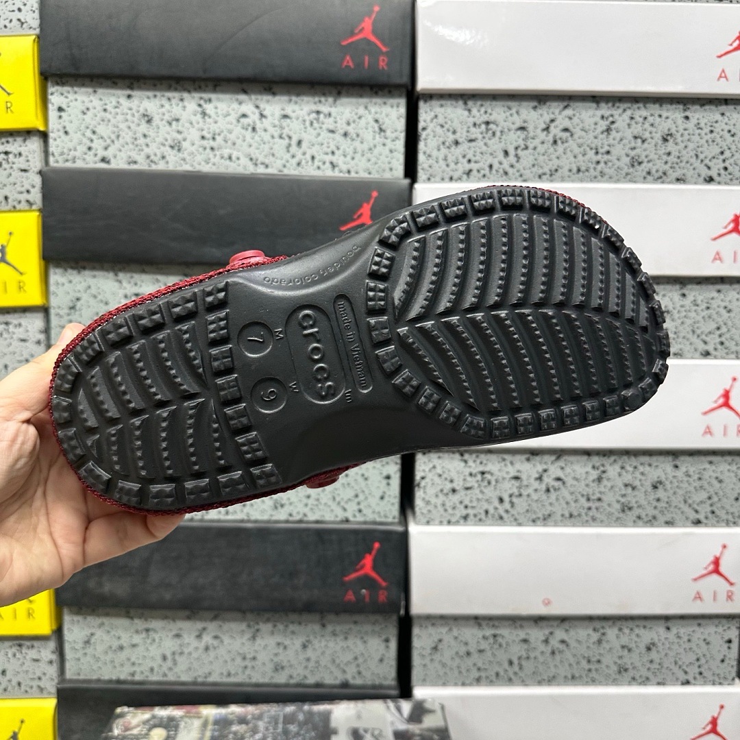 Crocs Red Black - Image 4