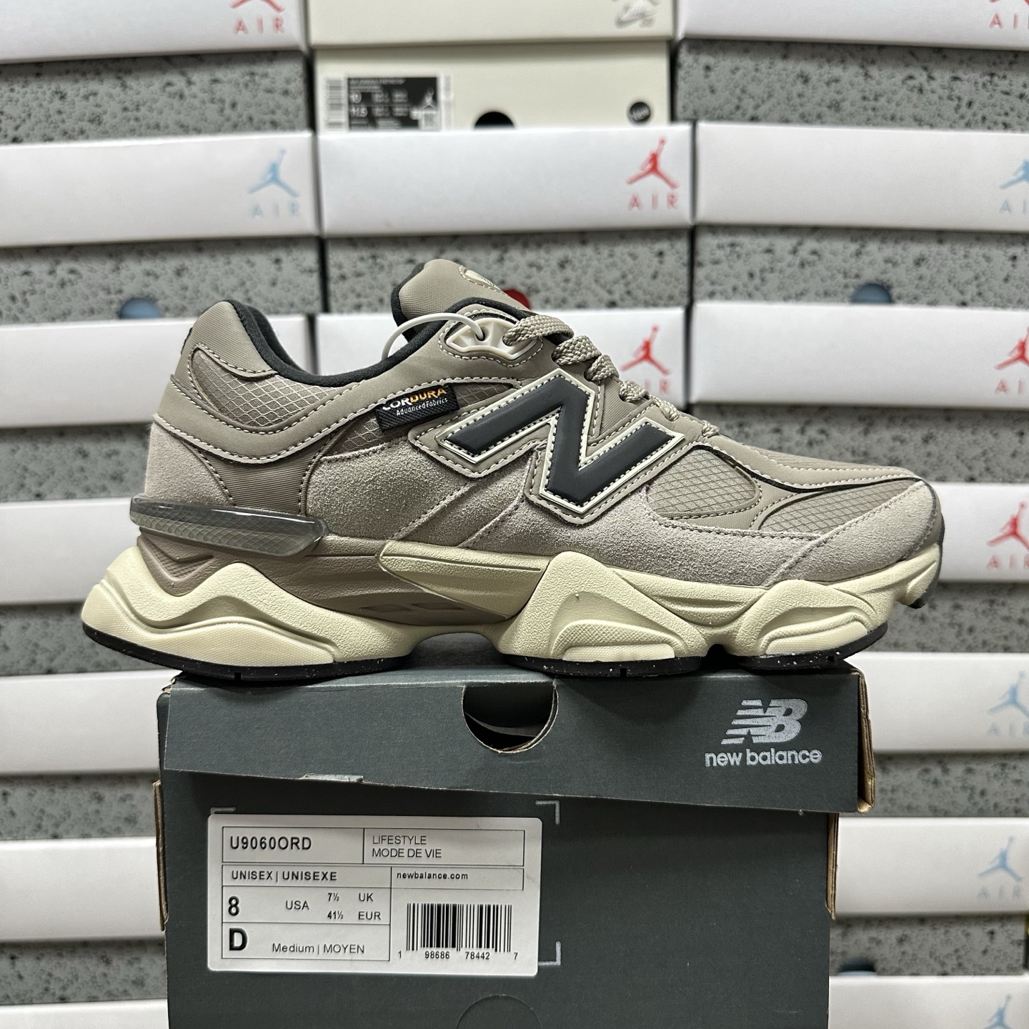 New Balance 9060 - Image 11