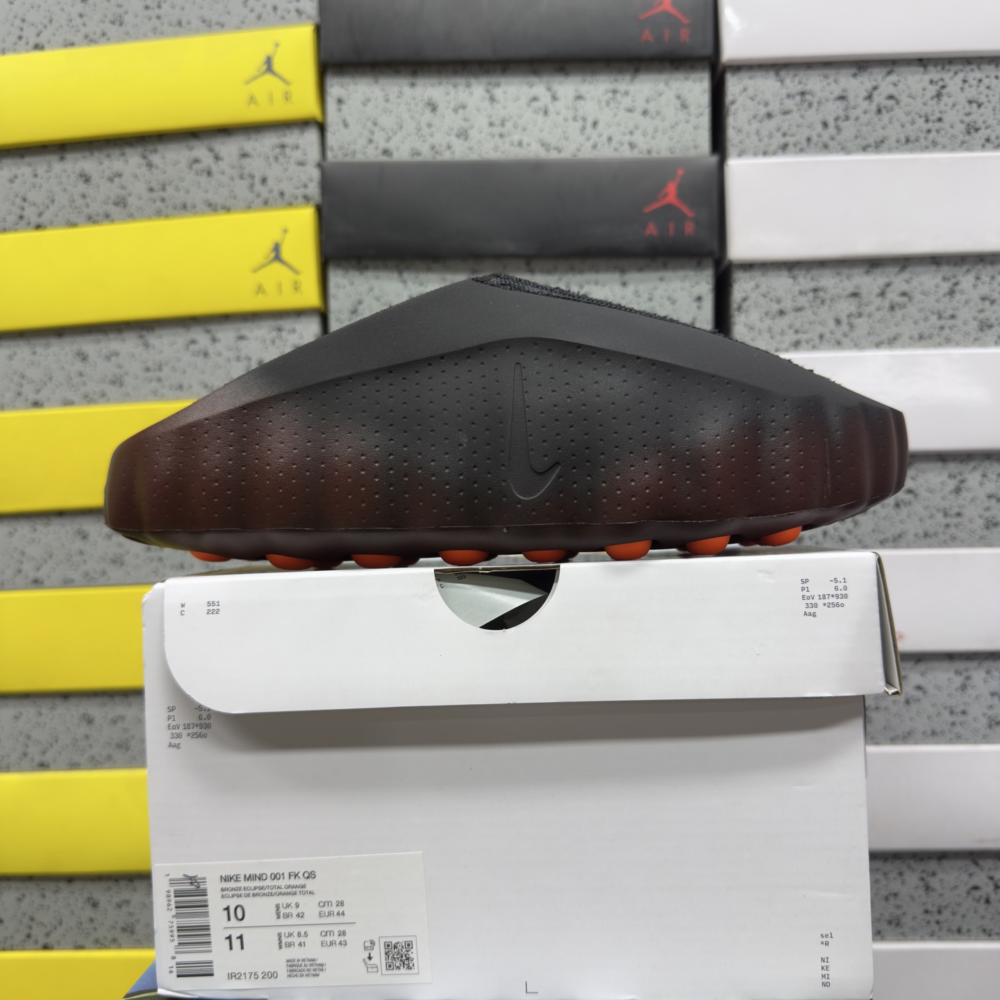 Nike Mind 001 Flyknit Slide Bronze Eclipse Total (Orange) - Image 10