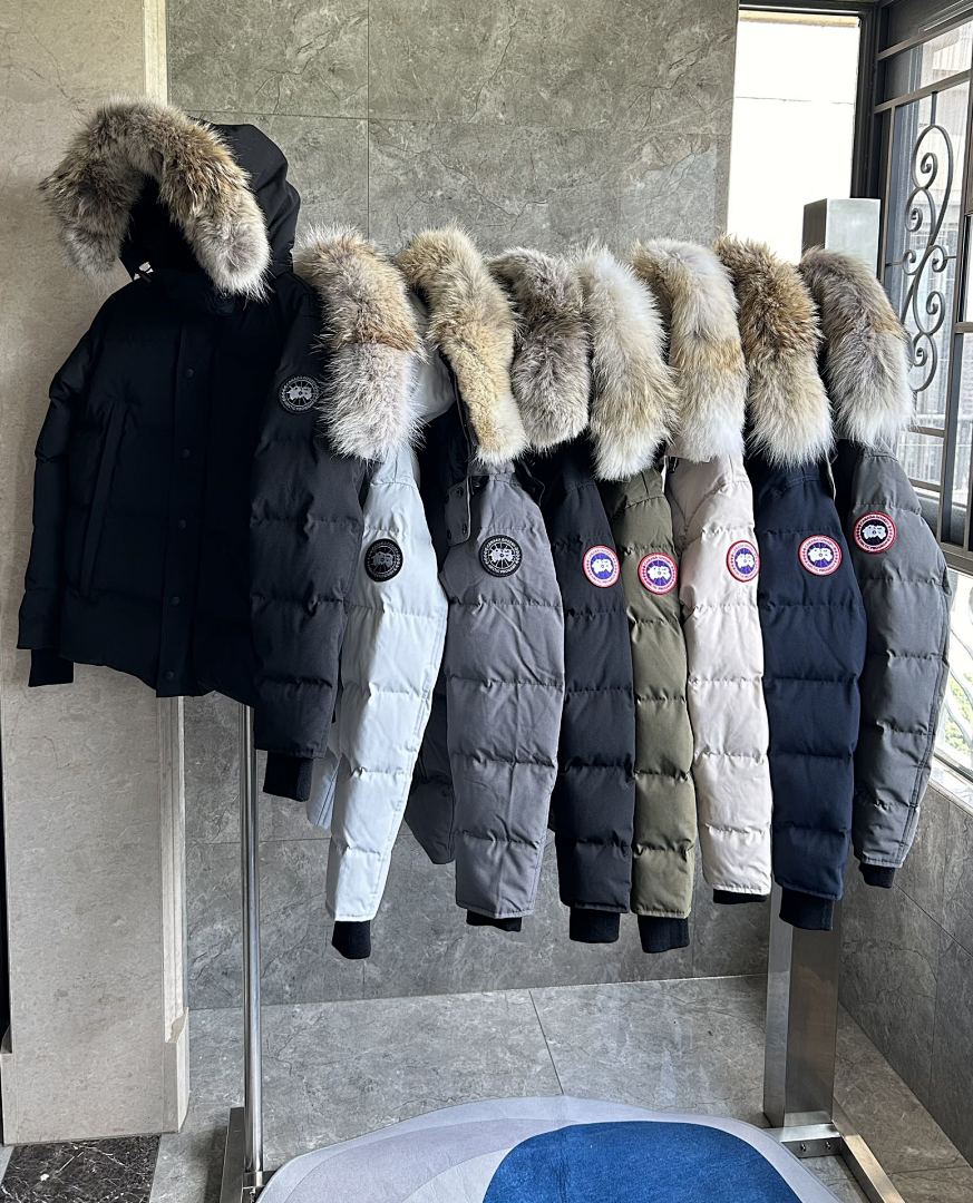 Canada Goose Wyndham Parka - Image 80