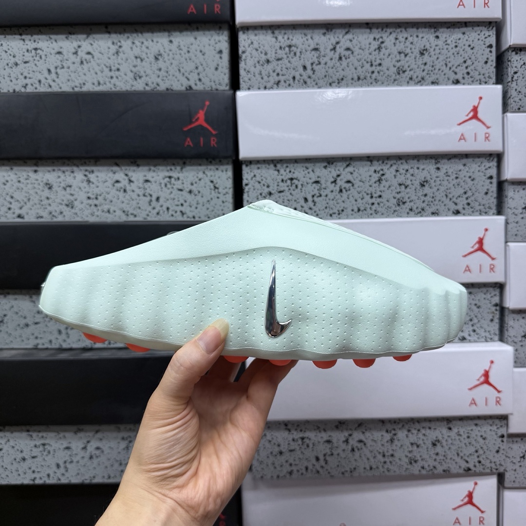 Nike Mind 001 Slide Barely (Green) - Image 3