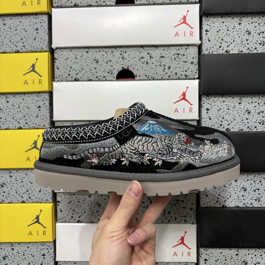 UGG Tasman Thin Sole Ethnic Dragon Tiger Embroidered Black -2553 - Image 4