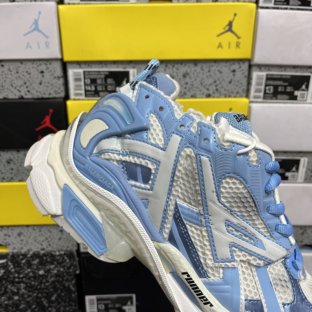 Balenciaga BLCG Runner 7.0 - Image 2