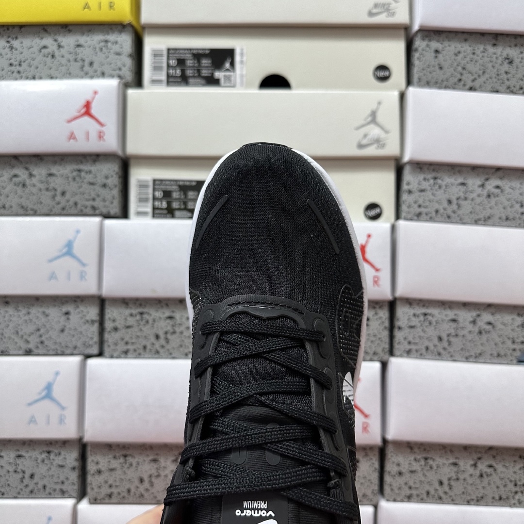 Nike Vomero Premium HM5973-400 - Image 5