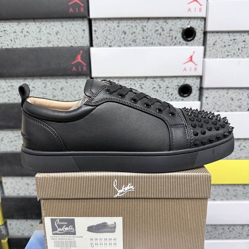 Christian Louboutin CL 1130573CM53 Black Patent Stud