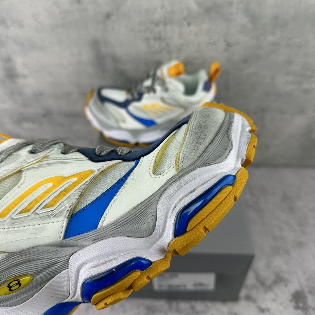 Balenciaga Cargo - Image 26