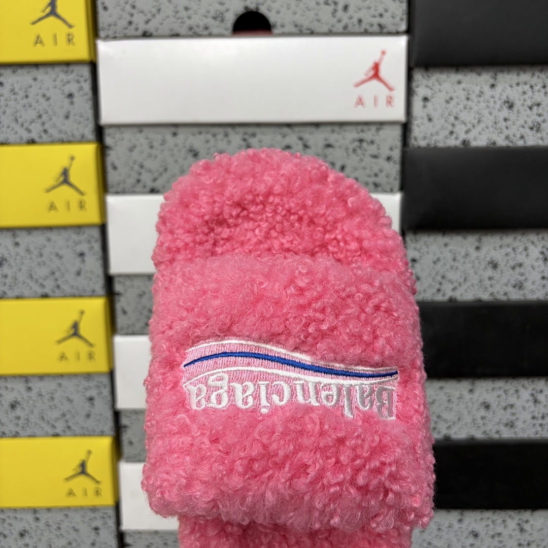 Balenciaga BLCG Furry Slide (Pink) - Image 6
