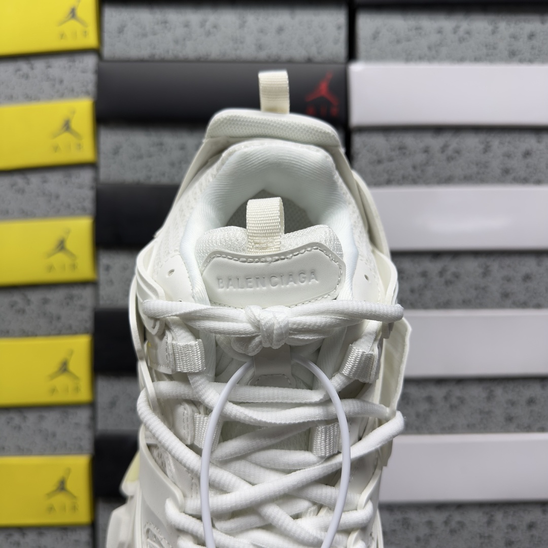 Balenciaga BLCG Track 9059 (White) - Image 5