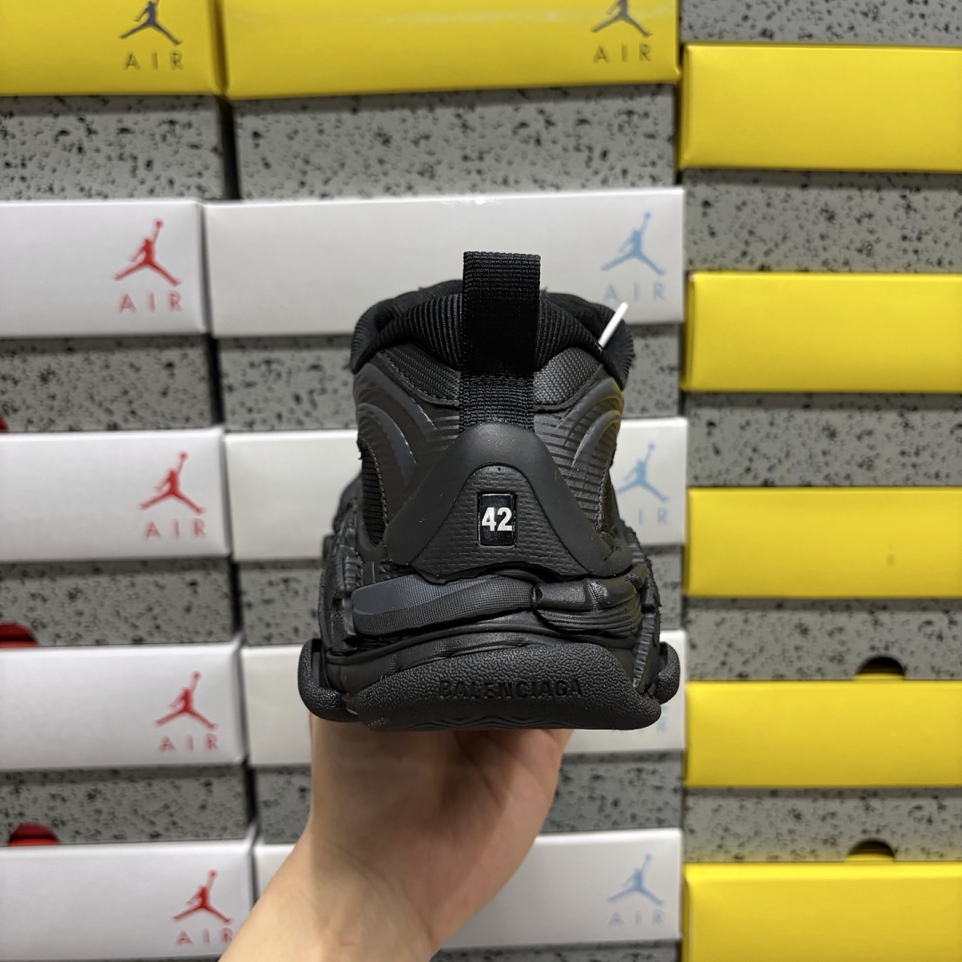 Balenciaga Triple S 2 - Image 6