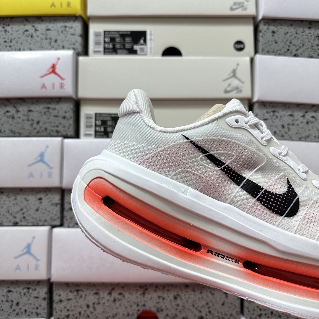 Nike Vomero Premium White Bright Crimson HQ2050-103 - Image 4