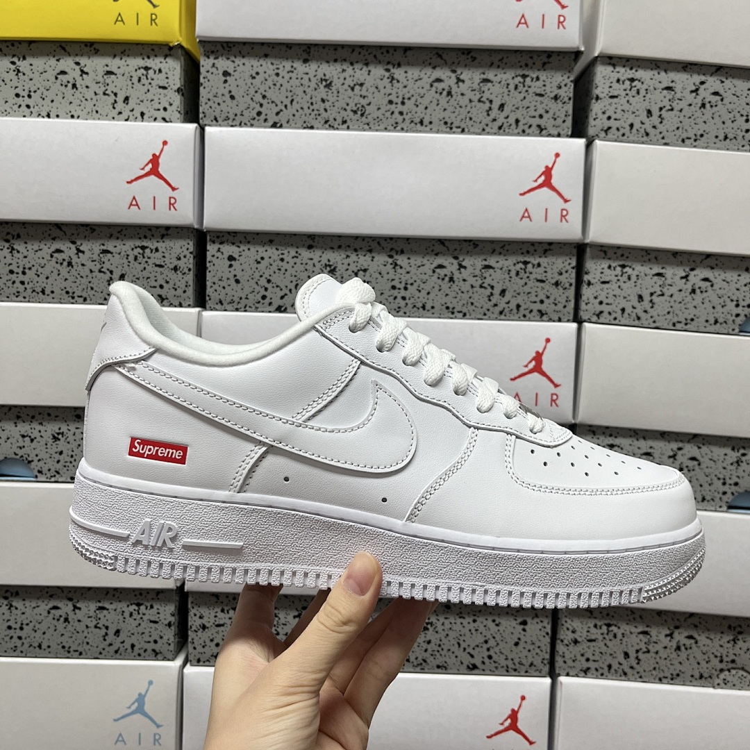 Nike Air Force 1 Low Supreme (White) - Image 9