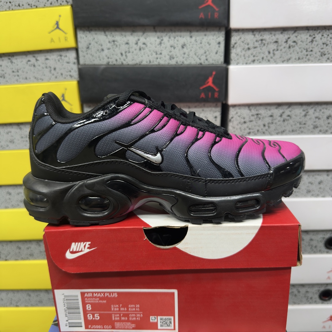 Nike Air Max Plus Black Pink FJ5981-010
