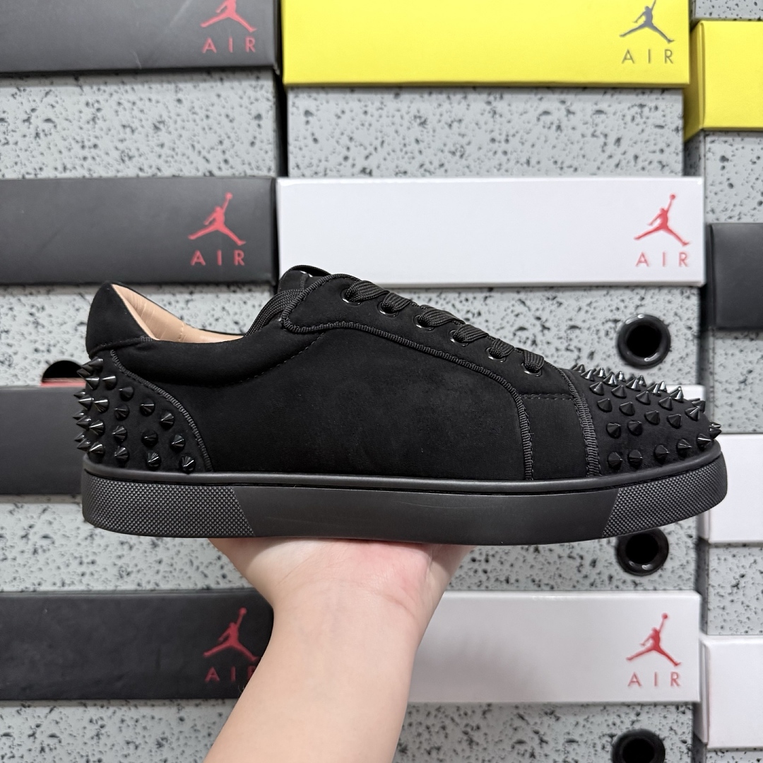 Christian Louboutin CL 1130573CM53 Black Patent Stud - Image 9