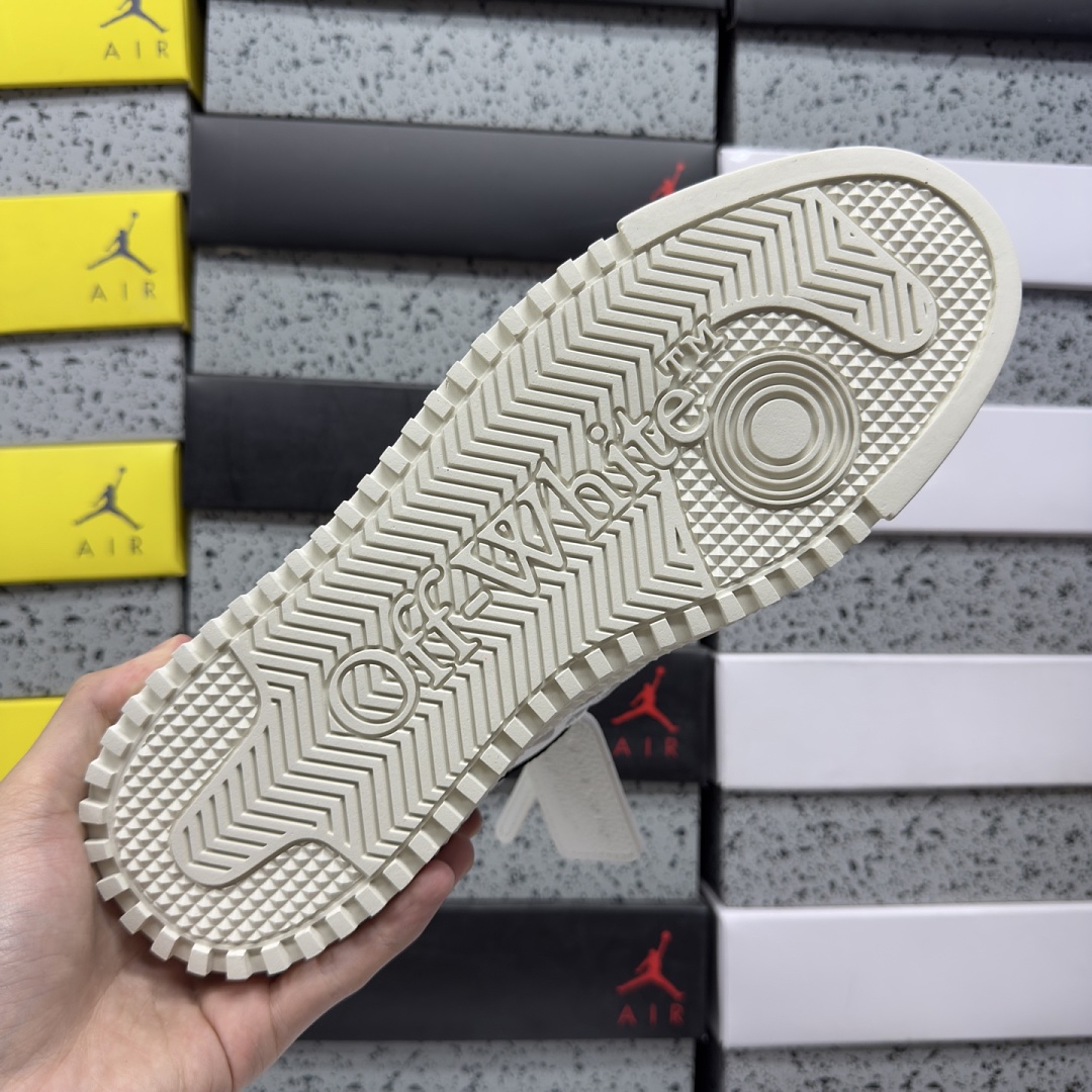 Off-White 3.0 Off Court Low - Image 8