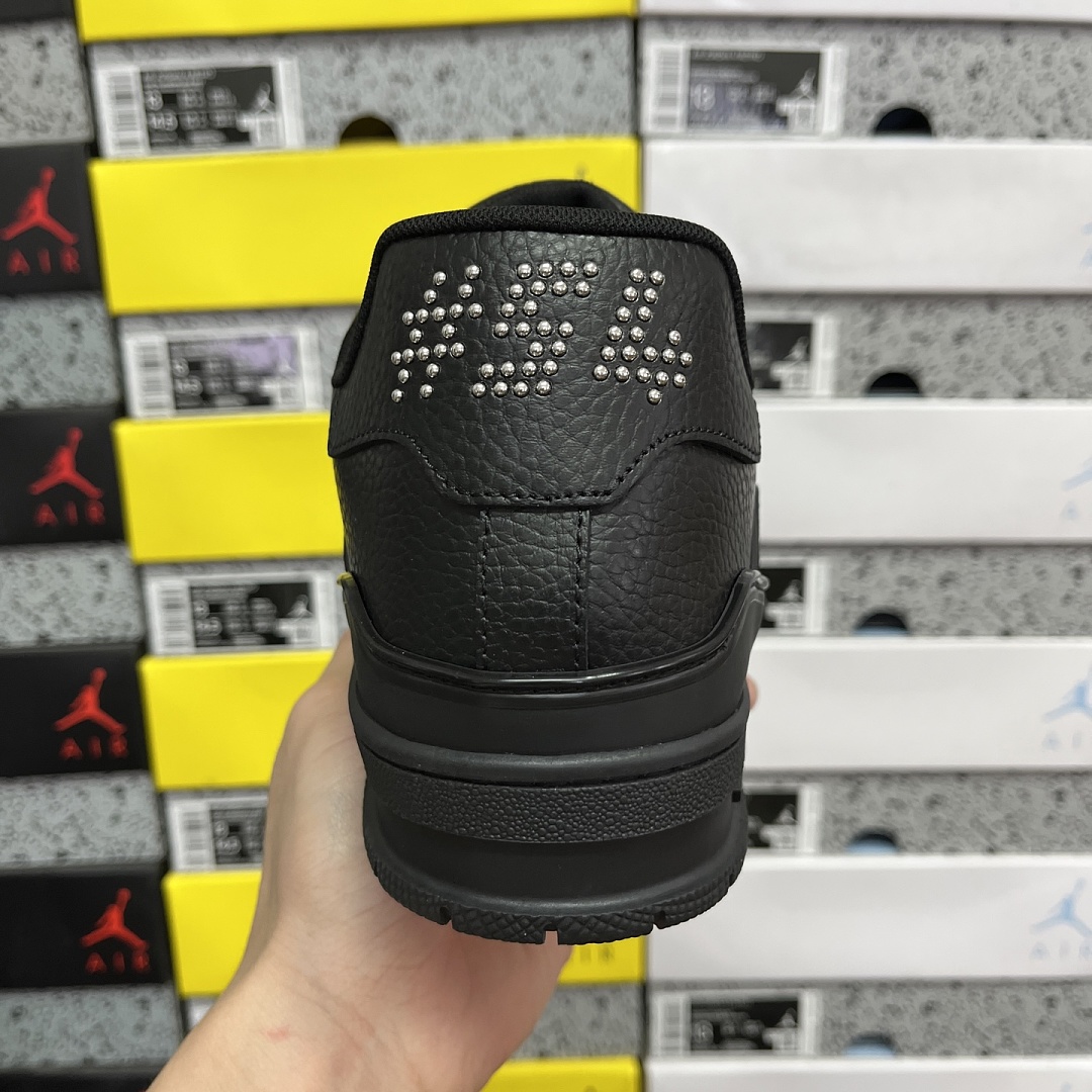 Louis Vuitton Trainer V2-02 - Image 7
