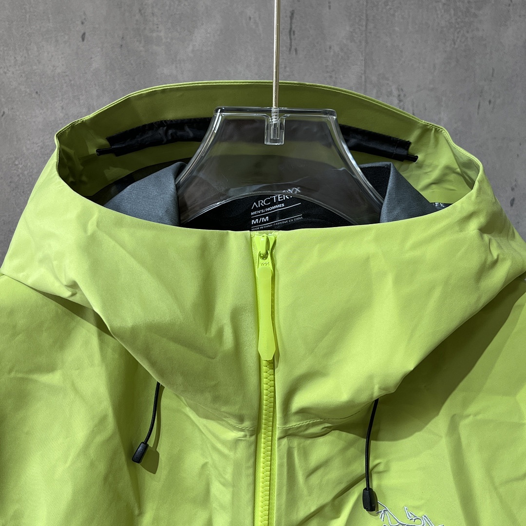 Arc'teryx ¥199 Special Offer Alpha Jacket 6 Fluorescent Gen (Green SV) - Image 28