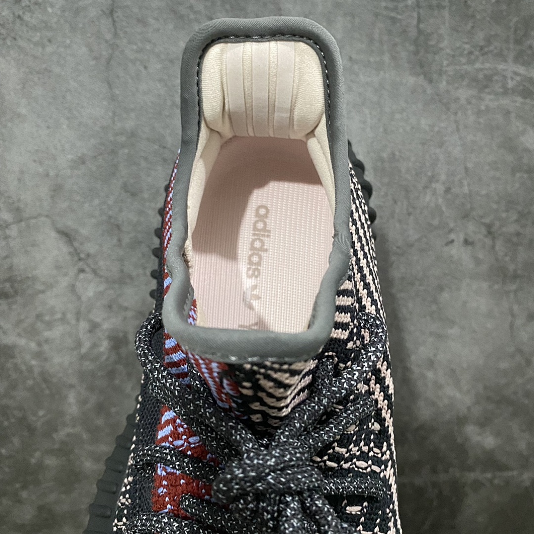 Adidas Yeezy 350 - Image 3