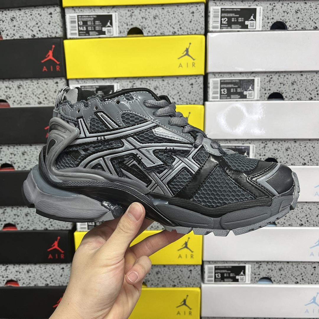 Balenciaga BLCG Runner 7 Gen - Image 2