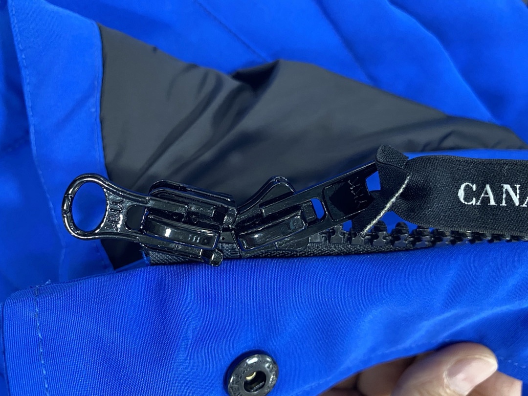 Canada Goose Freestyle Crew Gilet - Image 15