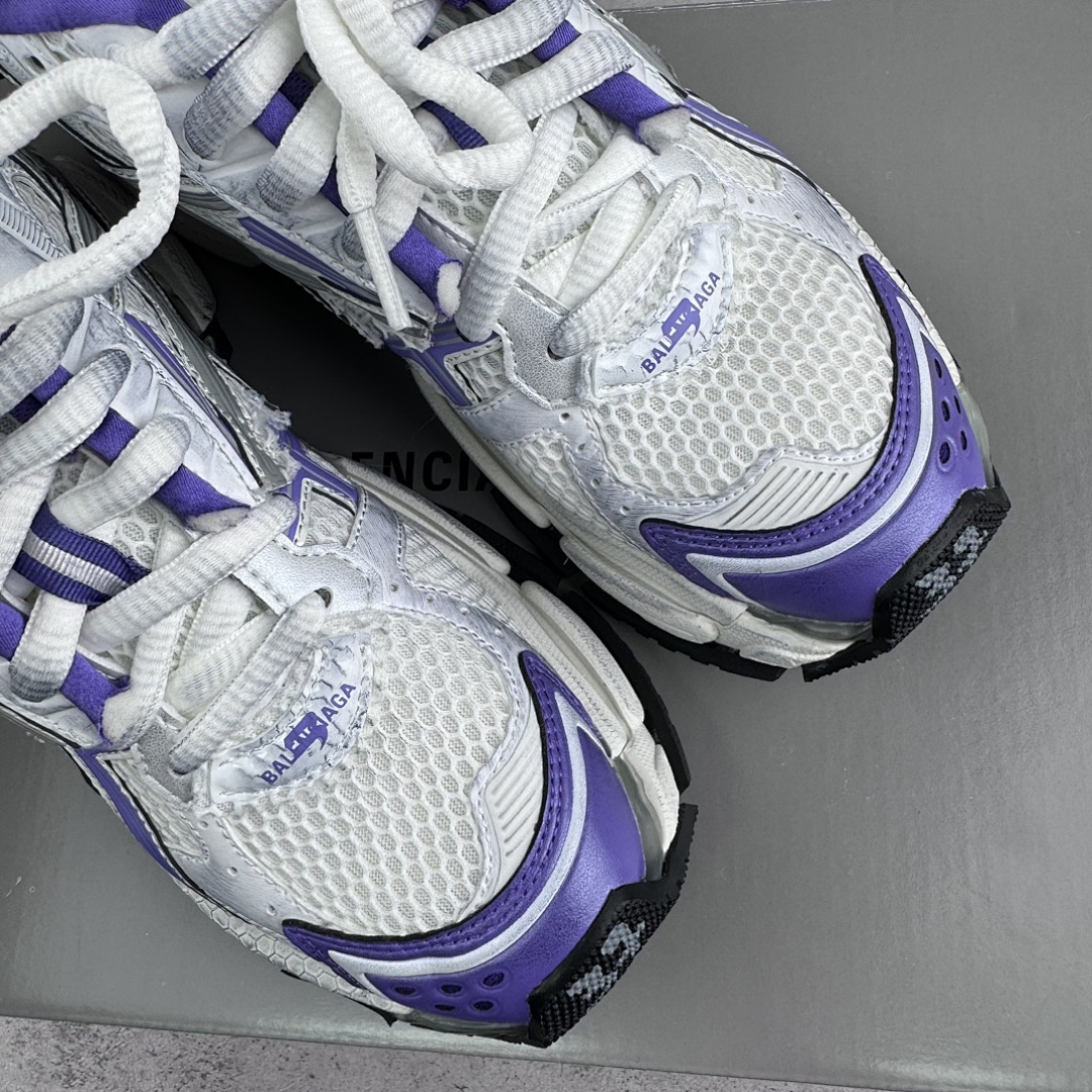Balenciaga Runner - Image 10