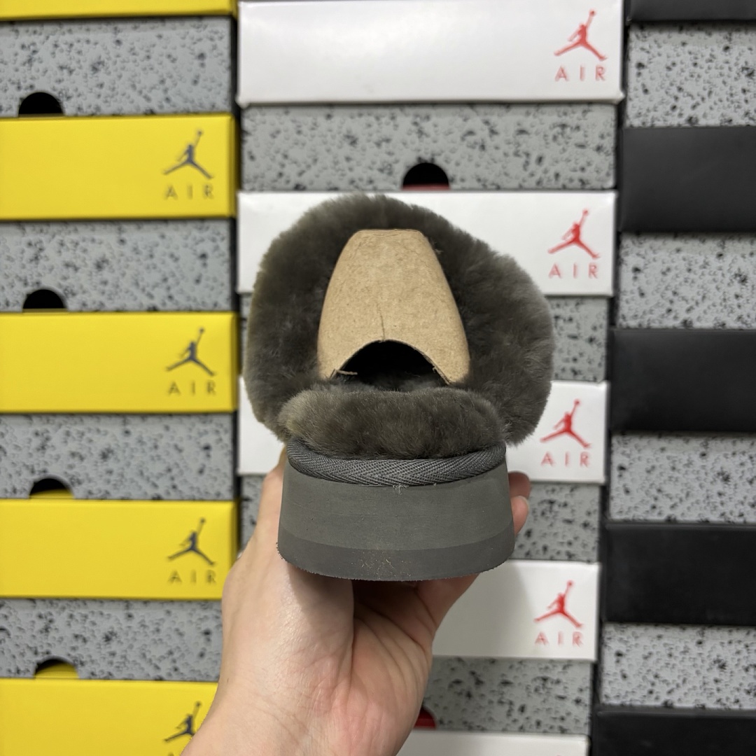 UGG Disquette Slipper Charcoal 3Cm Star (Grey) - Image 4