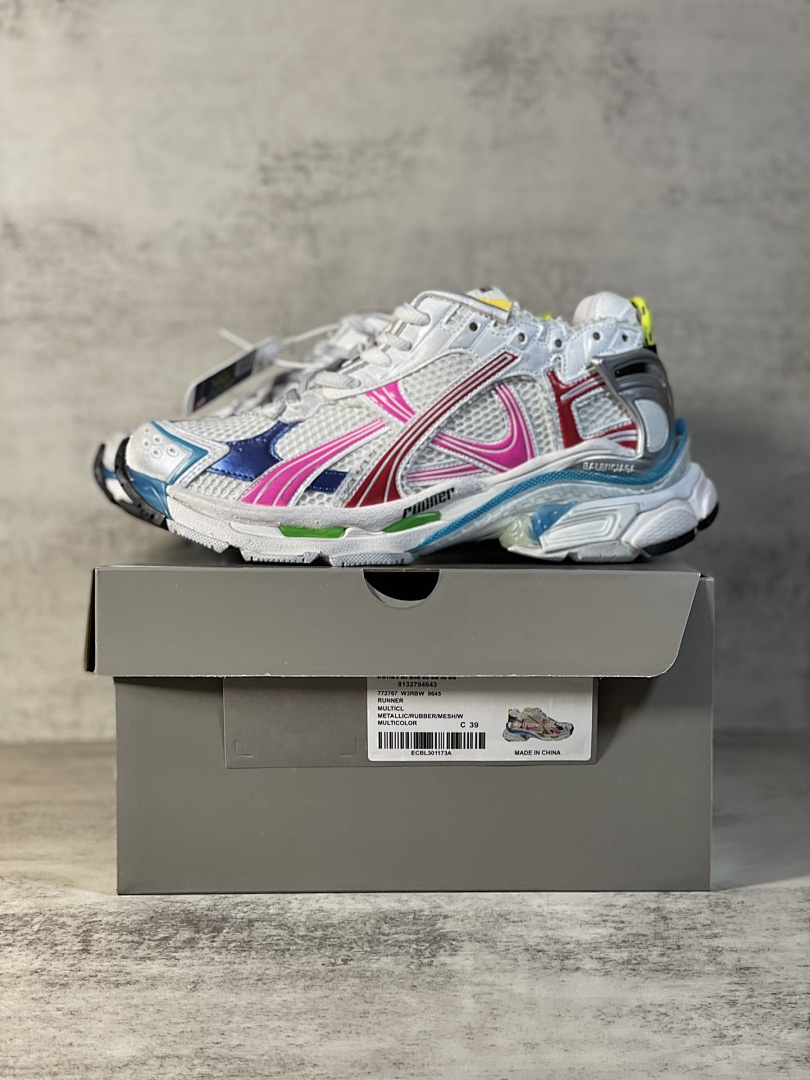 Balenciaga Runner 7.5 - Image 26