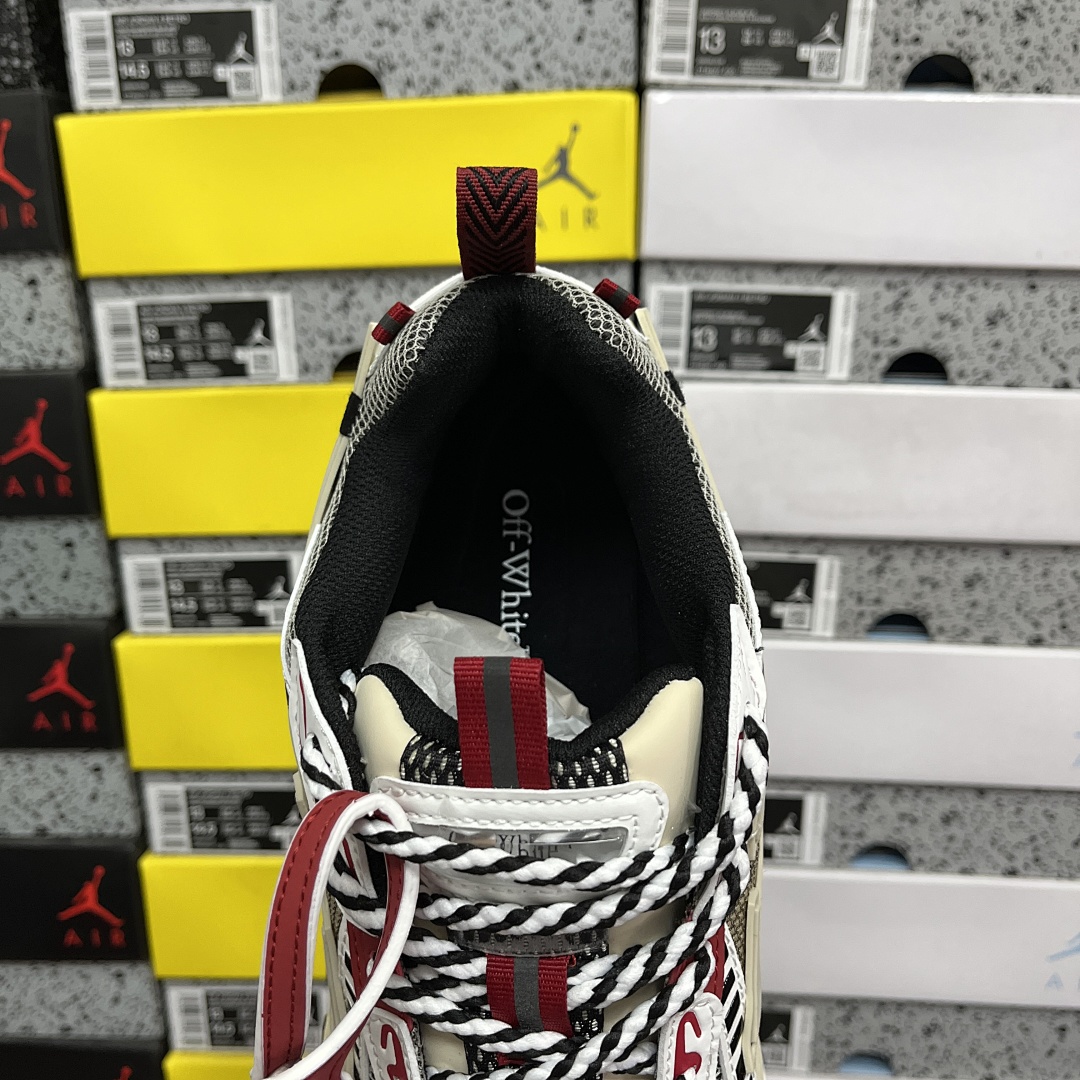 Off-White Be Right Back - Image 9