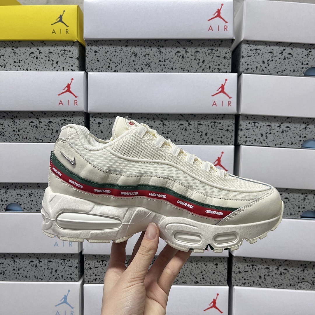 Nike Air Max 95 SP Undefeated (Sail) - Image 8