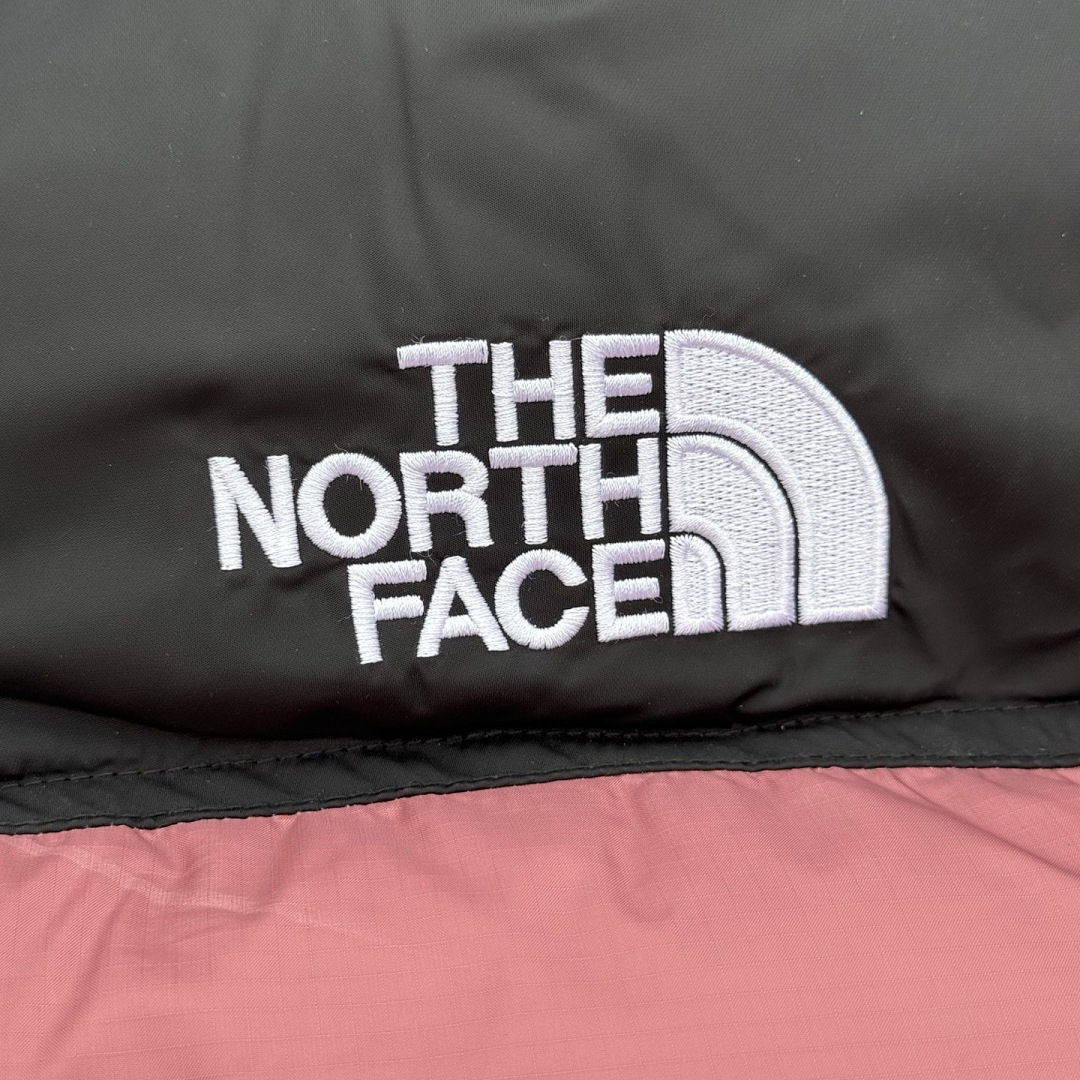 The North Face TNF 1996 Retro Nuptse 700 Fill Packable Jacket - Image 98