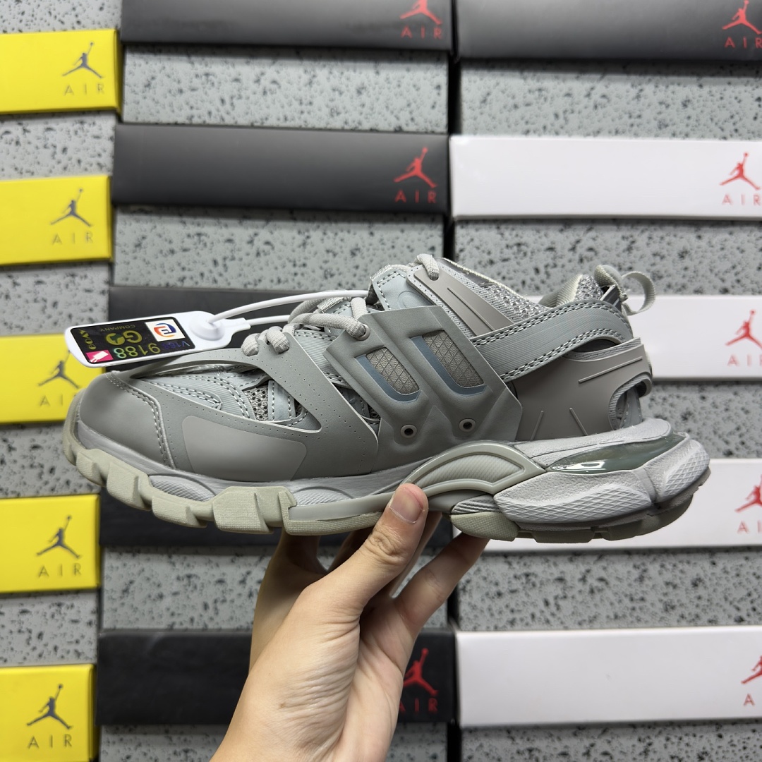 Balenciaga BLCG Track 4162 (Grey) - Image 6
