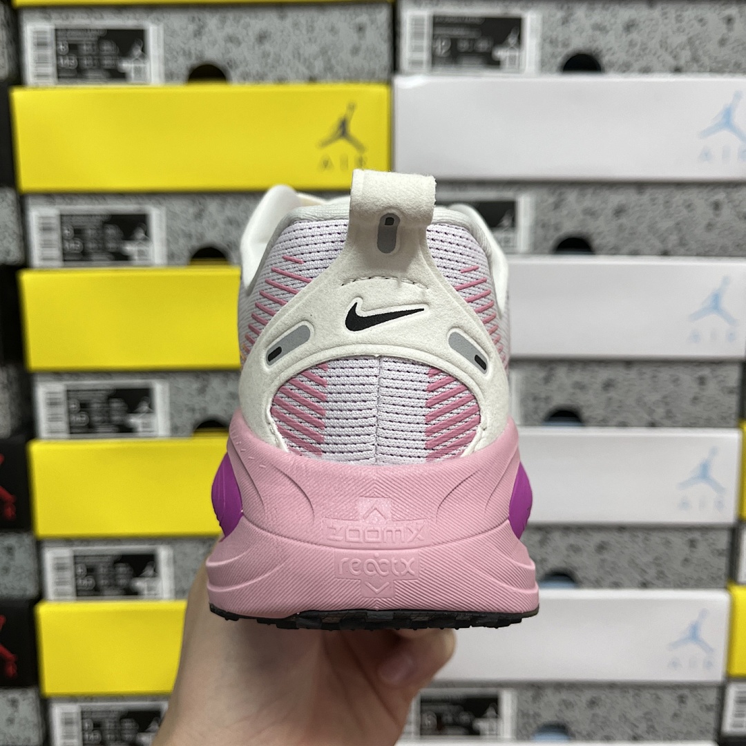 Nike Zoom Vomero - Image 6