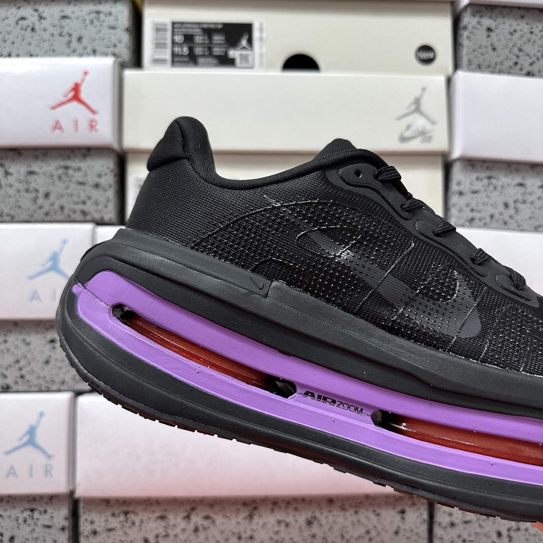 Nike Vomero Premium HQ2050-880 - Image 4