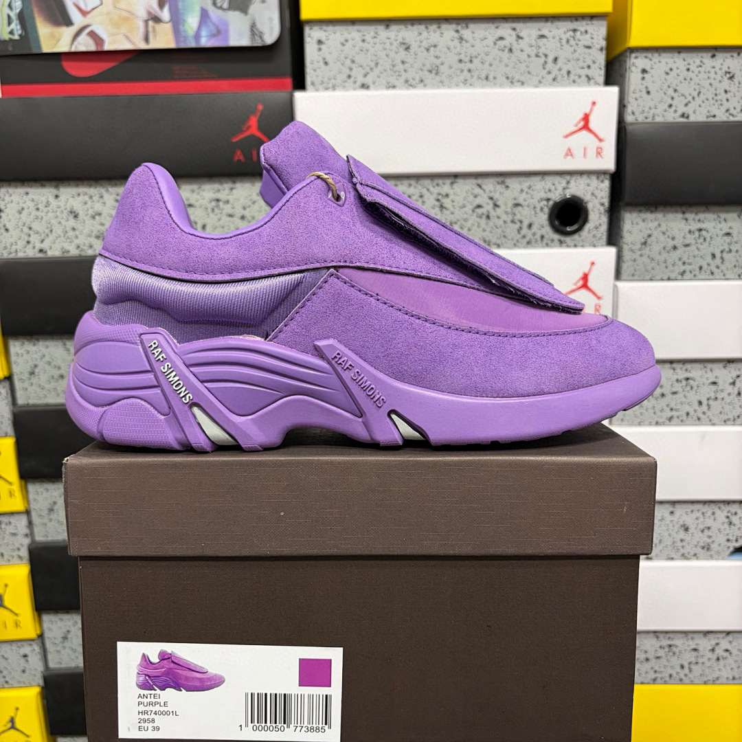 On Running Raf Simons Antei Low Top