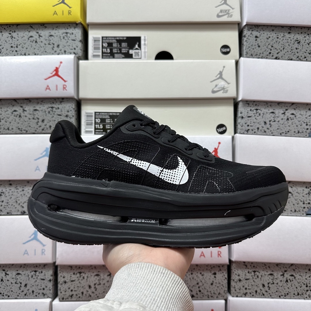 Nike Vomero Premium HM5973-100 - Image 4