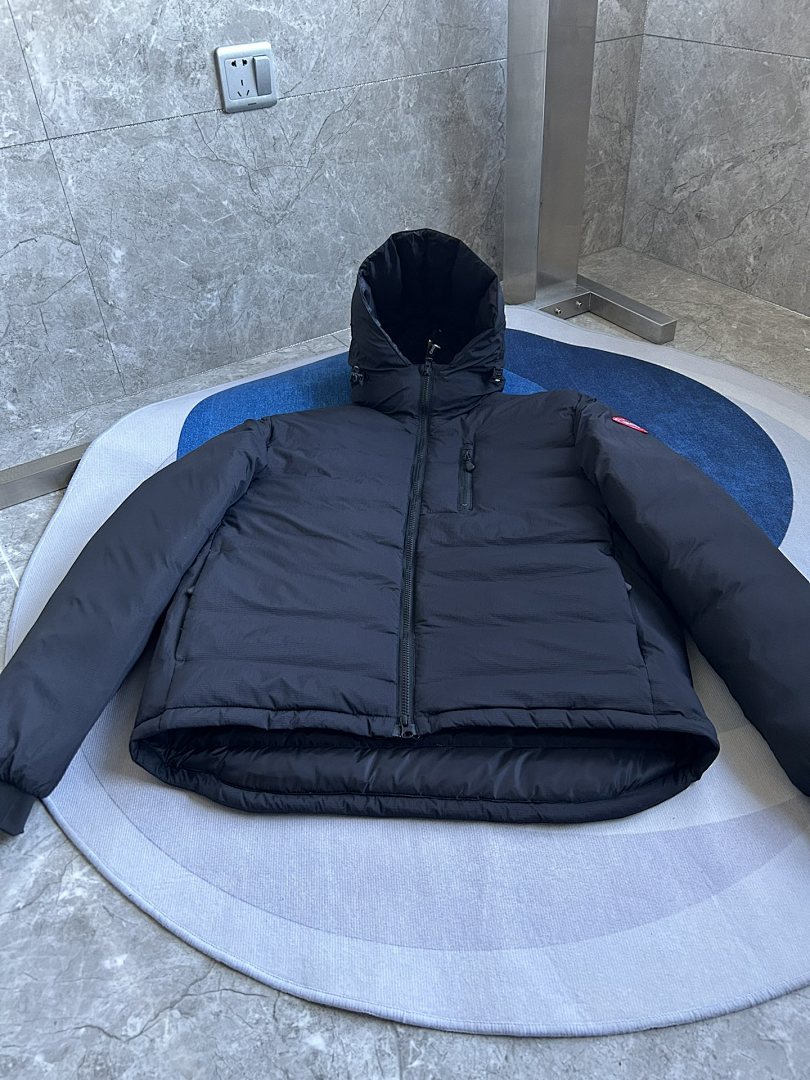 Canada Goose Label Lodge Hoody Jacket - Image 4
