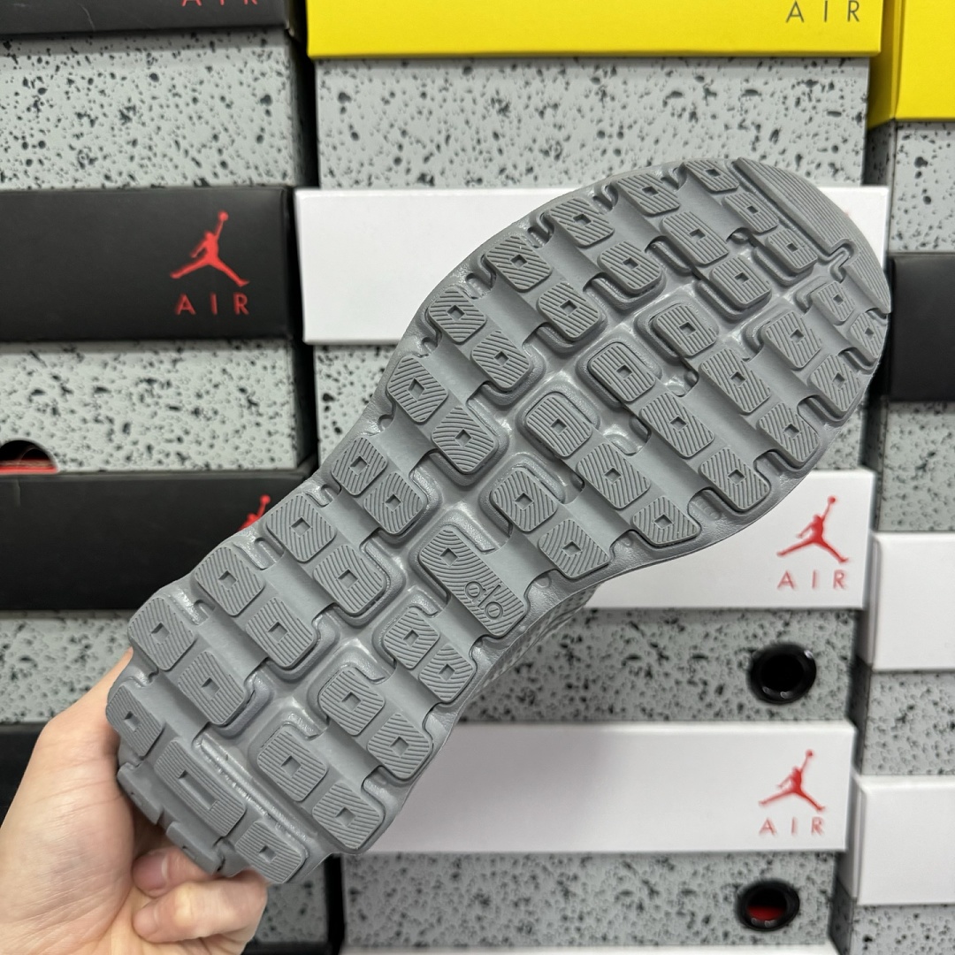 Alo Yoga Rnner A0590U_GREY - Image 8