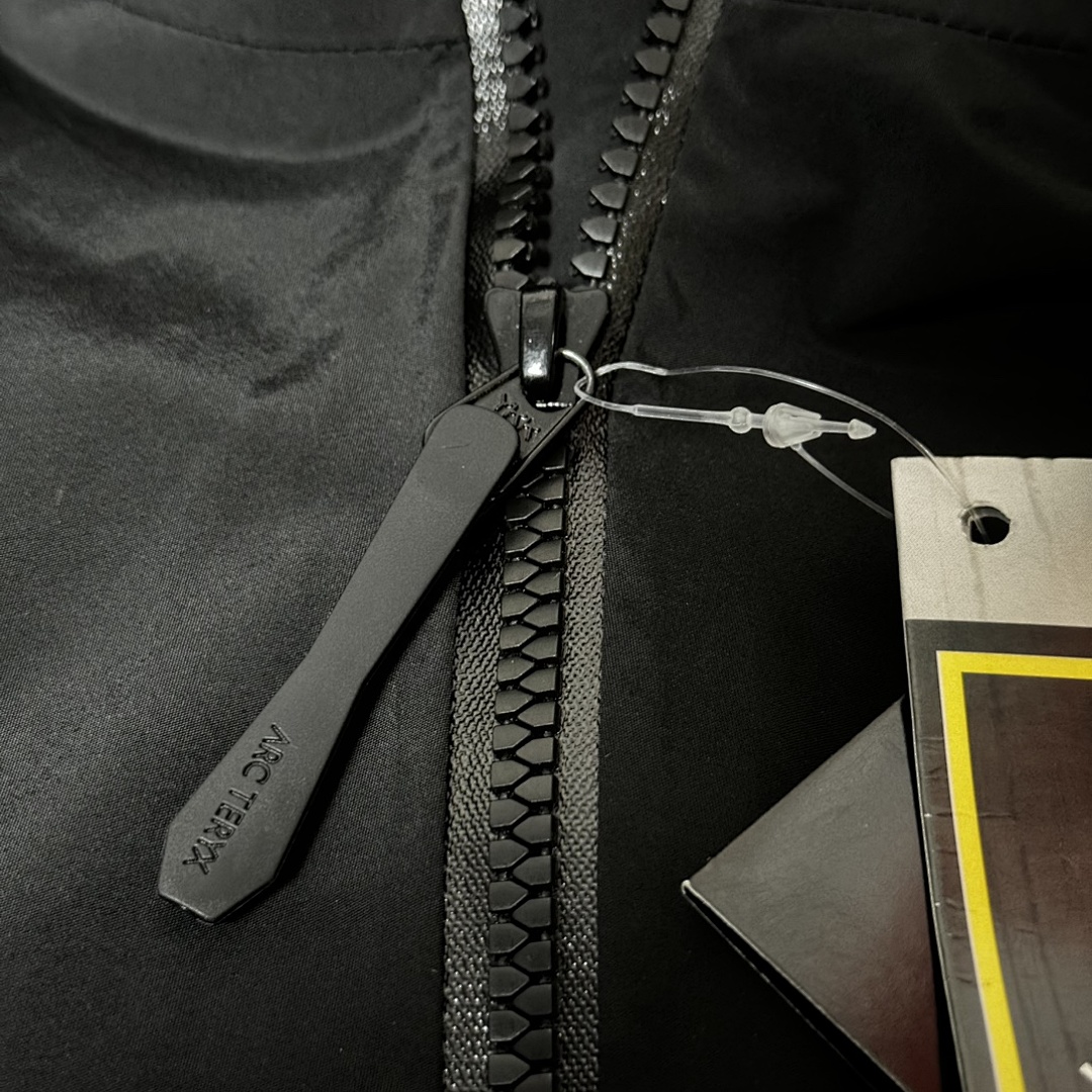 Arc'teryx Alpha Sv Jacket 6 Black Whale Gen - Image 16