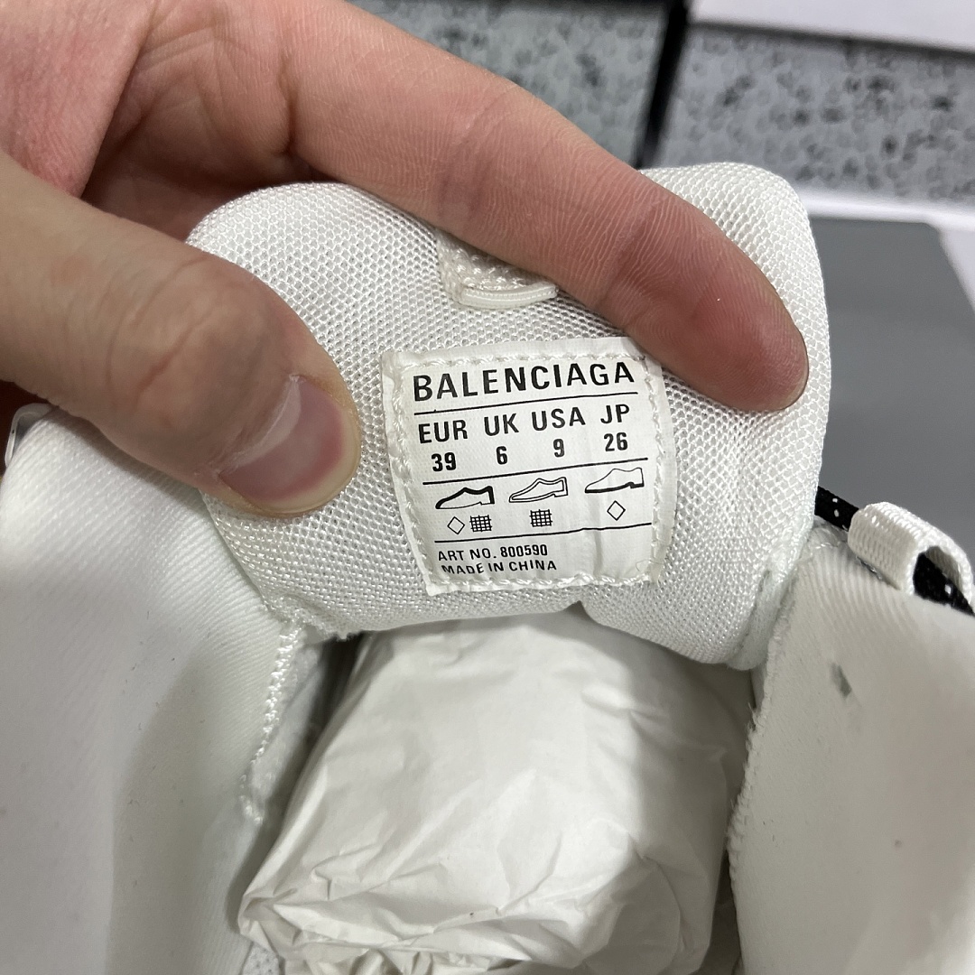 Balenciaga BLCG Track 3.0 - Image 7