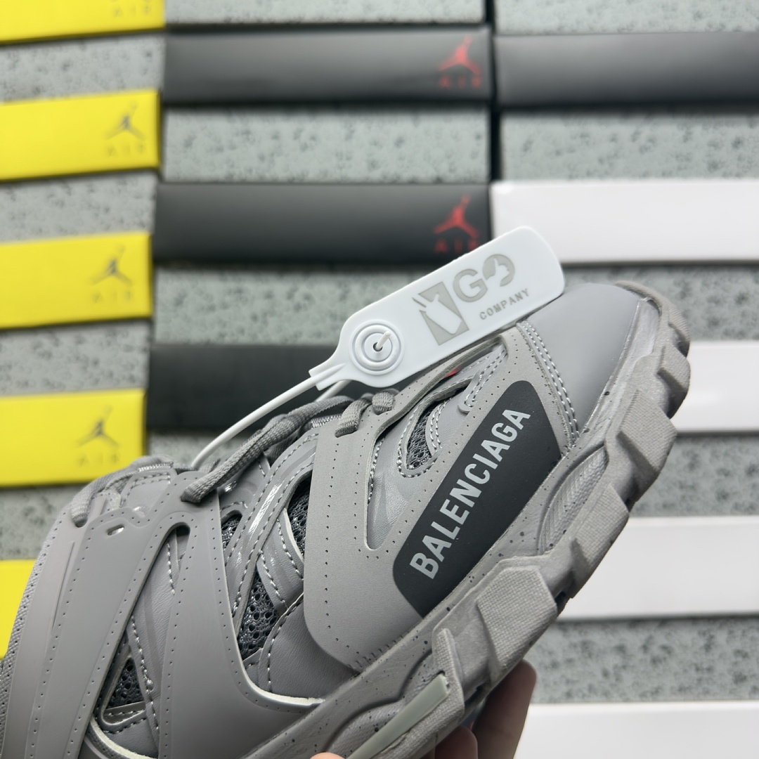 Balenciaga BLCG Track 1259 (Grey) - Image 3
