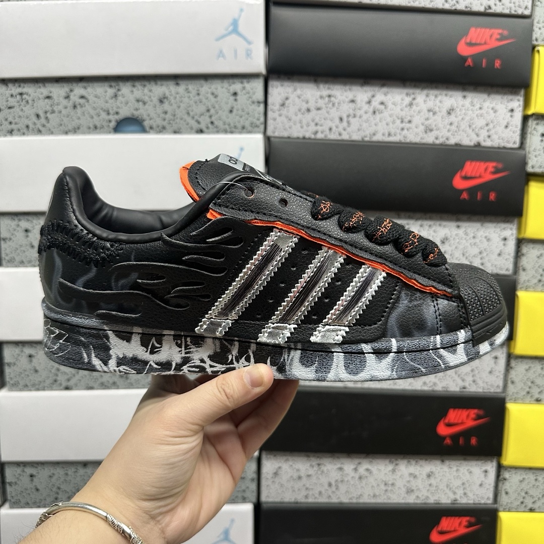 Adidas Superstar Hellstar - Image 4