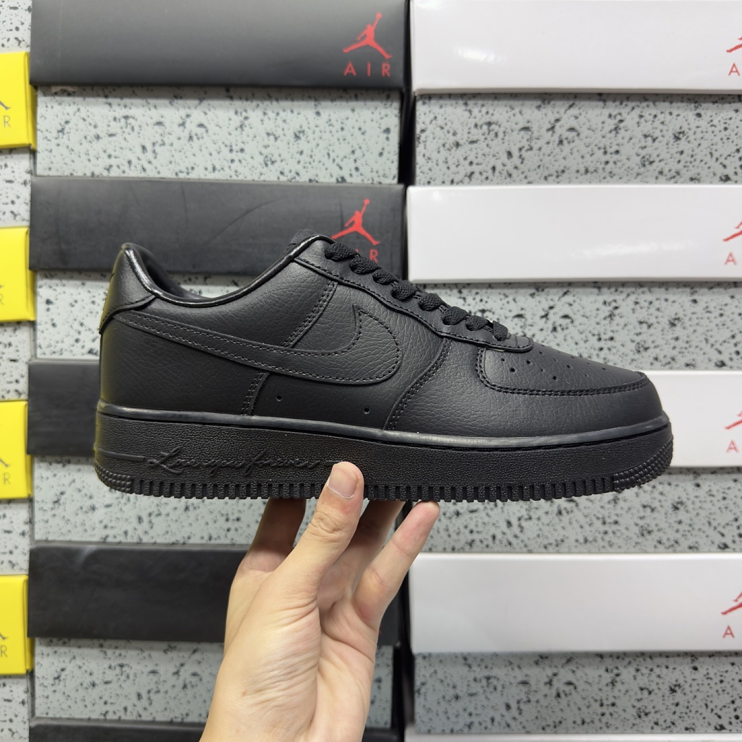 Nike Air Force 1 Low Drake - Image 9