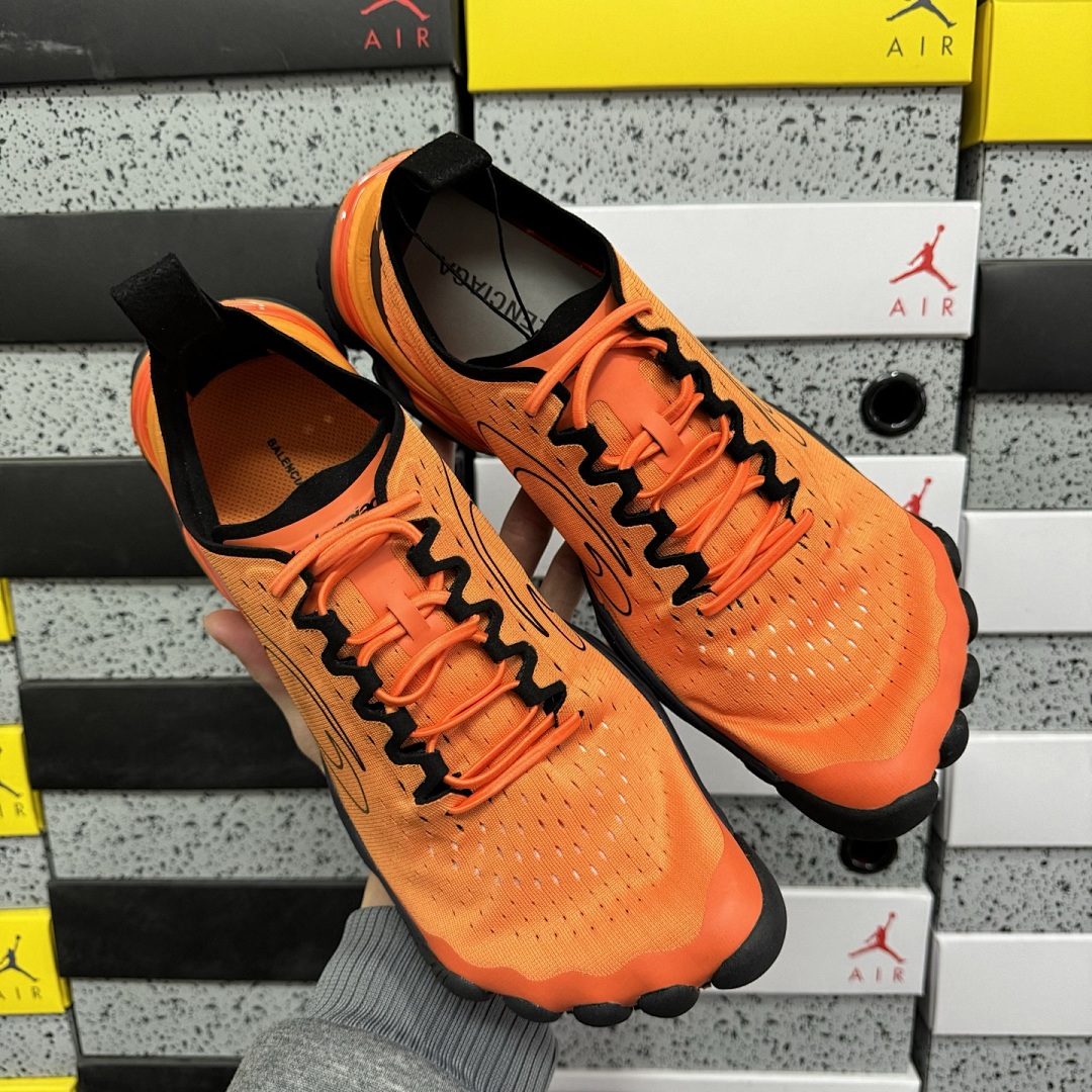 Balenciaga Anatomic Runner - Image 3