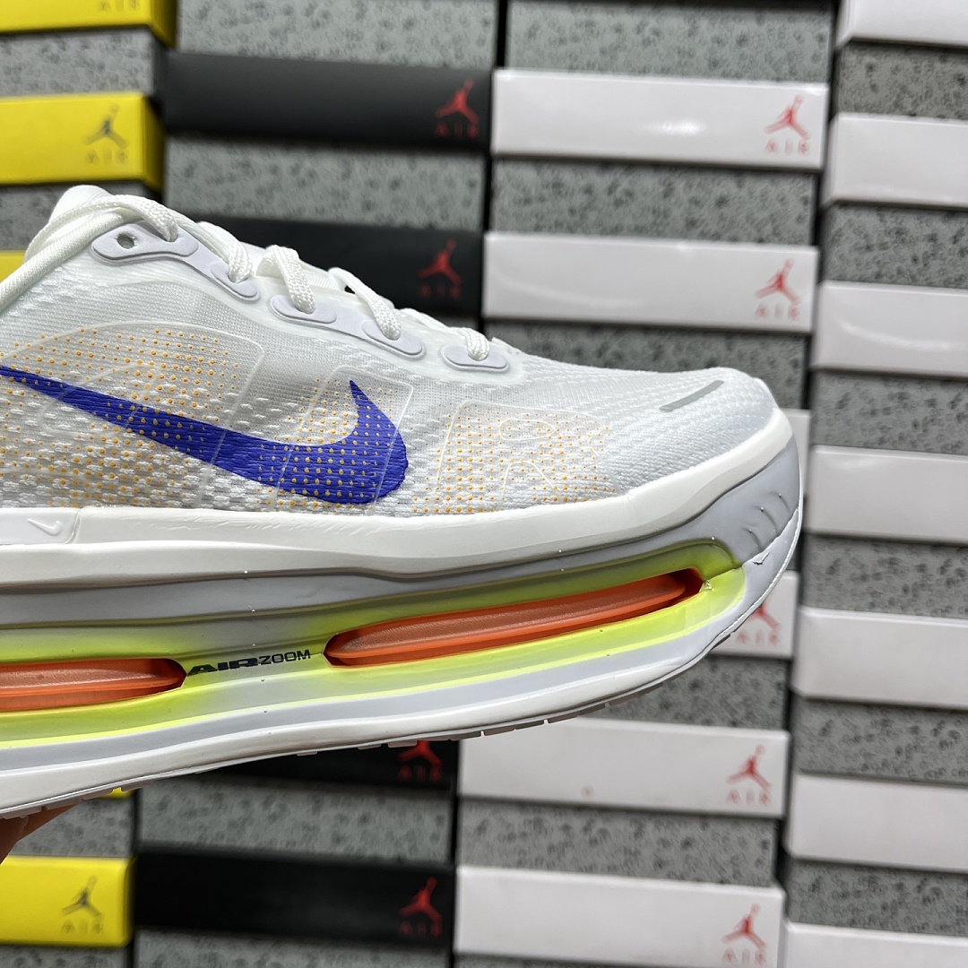 Nike Vomero Premium White Lapis Total (Orange) - Image 4