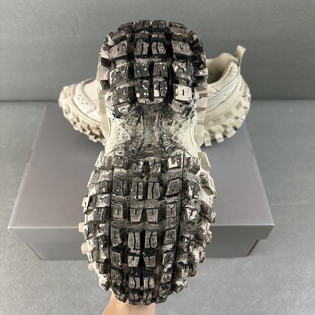 Balenciaga Defender - Image 28