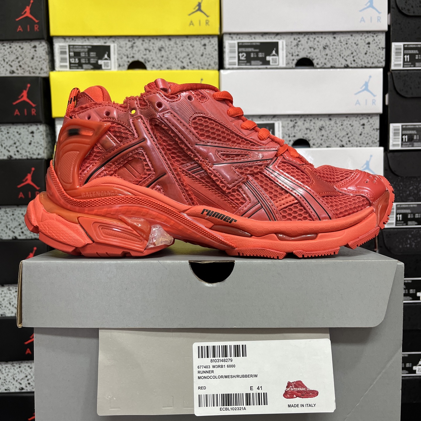 Balenciaga BLCG Runner 7.0 - Image 11