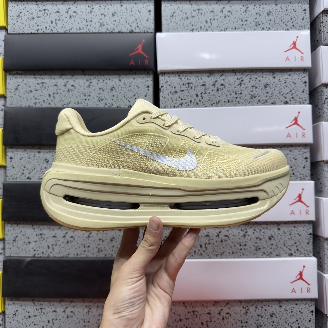 Nike Vomero Premium - Image 9