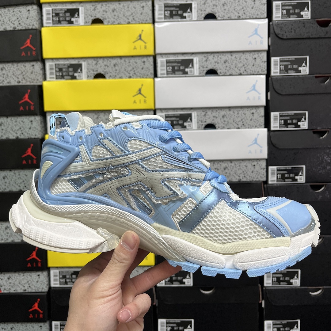 Balenciaga BLCG Runner 7.0 - Image 7