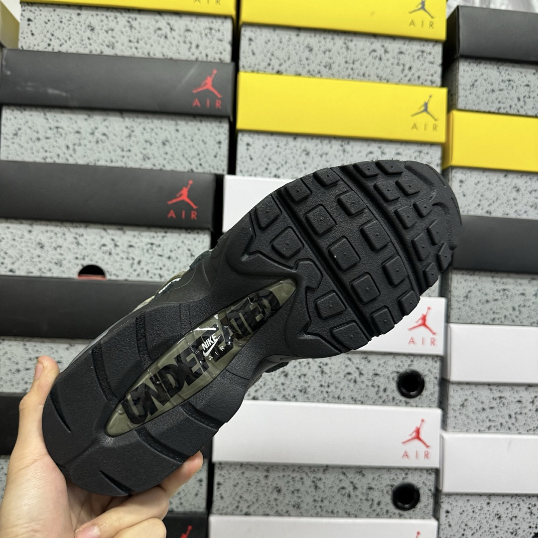 Nike Air Max 95 SP Undefeated Geo La Brea Medium Olive UND (Military Green) - Image 4