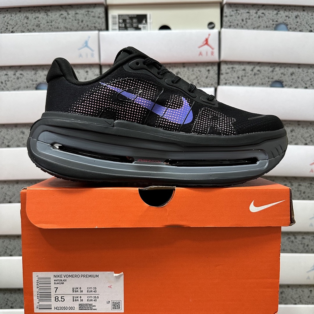 Nike Vomero Premium HQ2050-002